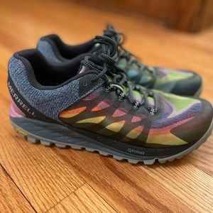 Women’s Antora 2 Rainbow 🌈 light-weight hiker